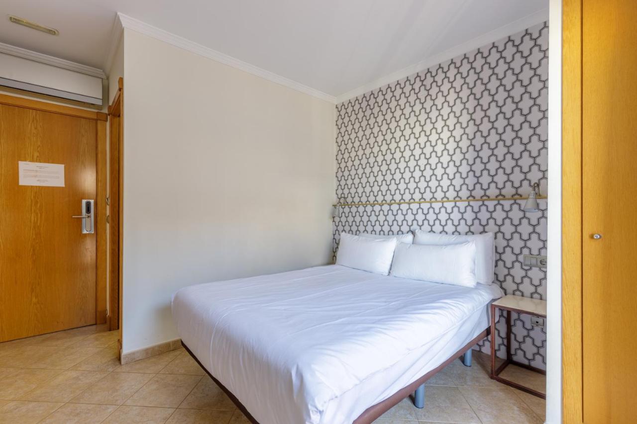 H-A Hotel Trebol Малага Екстер'єр фото